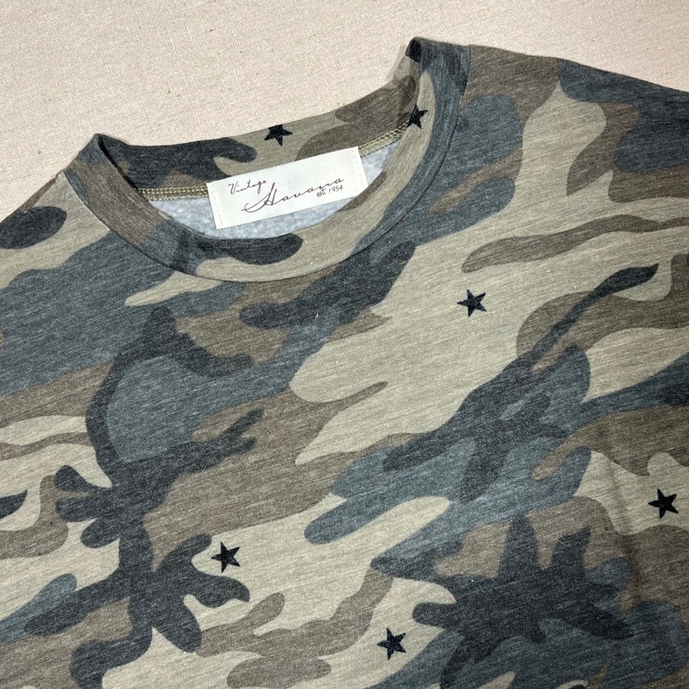 Vintage Havana Camo Star‎ Print Long Sleeve Crop Top Olive Green Size Small